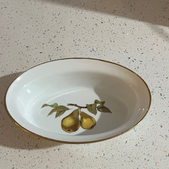 Royal Worcester Evesham Elegant Sm  Oval Serving Bowl with Gold Trim Vintage - Picture 1 of 8